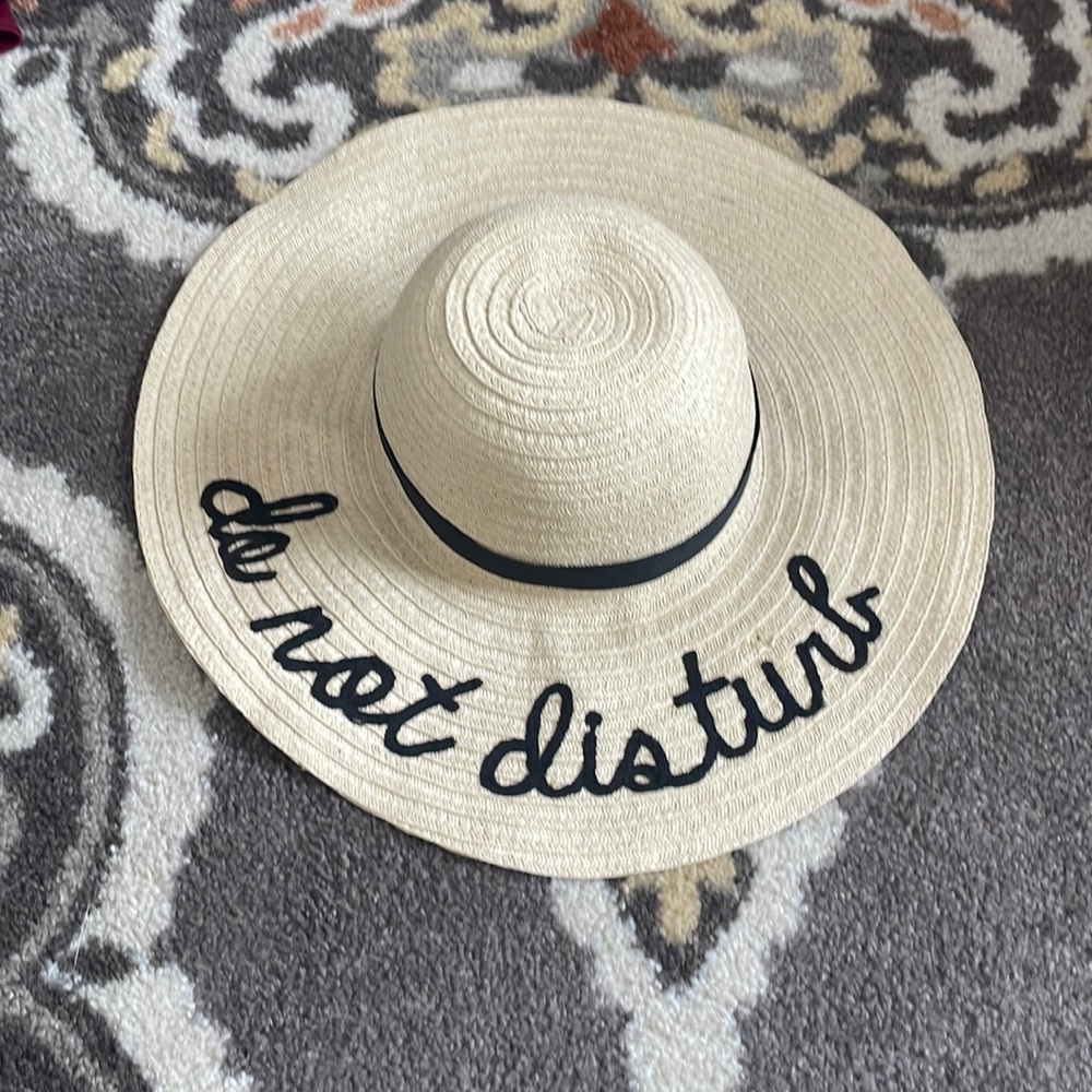 Do NOT Disturb Sun Hat